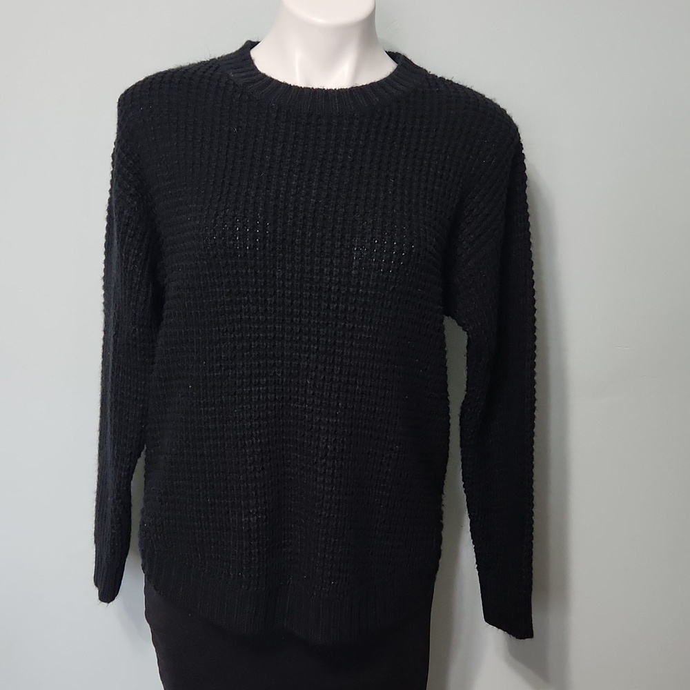 Fashion Black Acrylic Sweater - Picture 2 of 13
